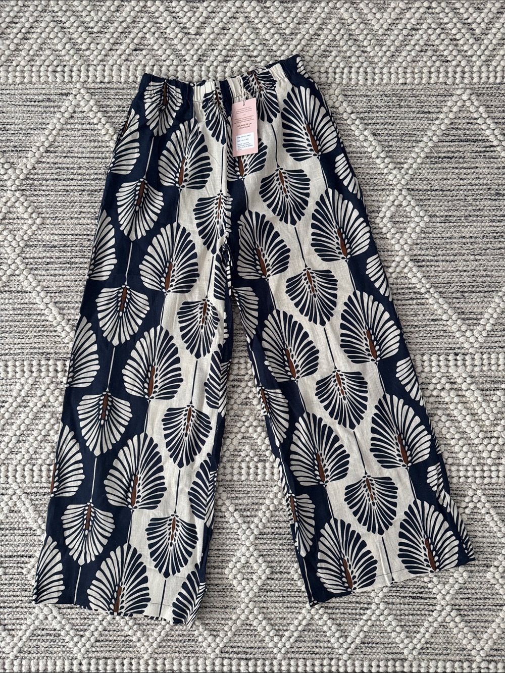 Women's Navy and Cream Wide-Leg Patterned Pants